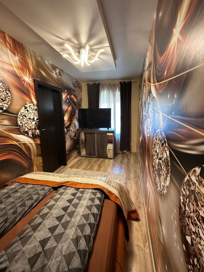Mox Downtown Apartman เดเบรตเซน ภายนอก รูปภาพ