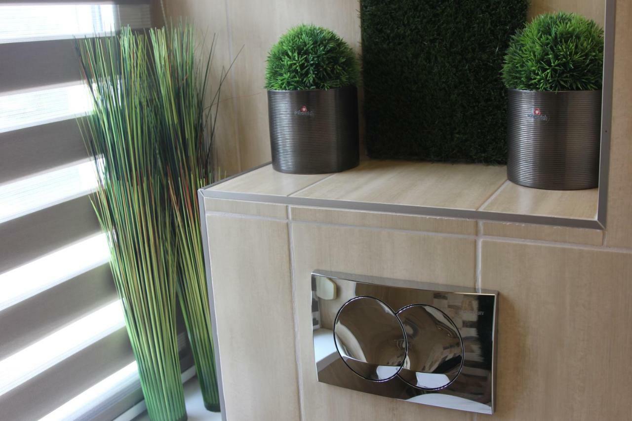 Mox Downtown Apartman เดเบรตเซน ภายนอก รูปภาพ