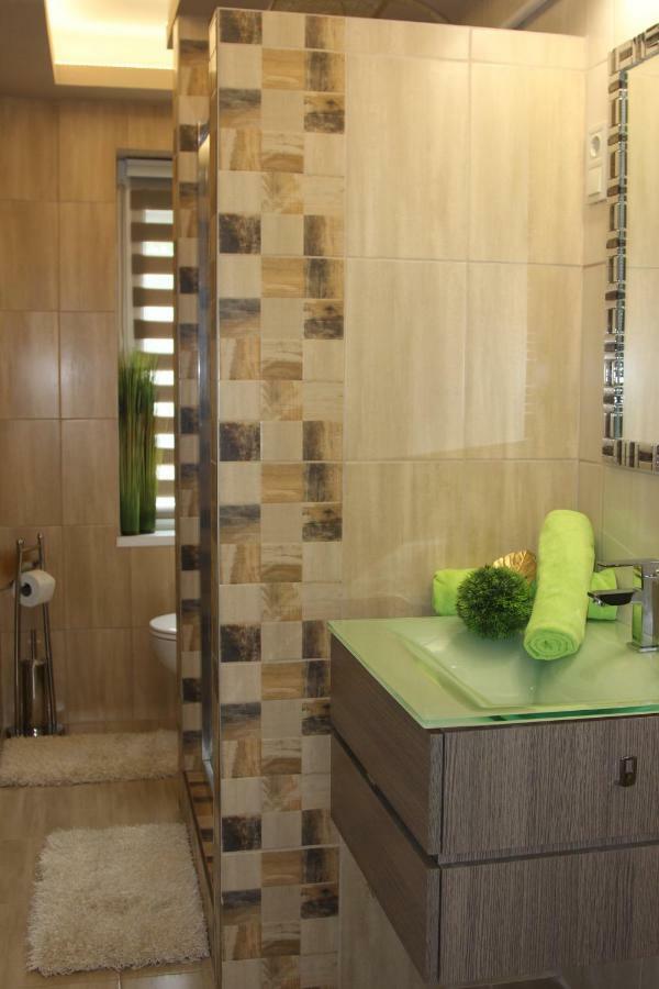 Mox Downtown Apartman เดเบรตเซน ภายนอก รูปภาพ